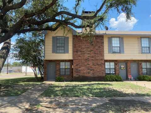 2826 Wimbledon Court, Garland, TX 75041