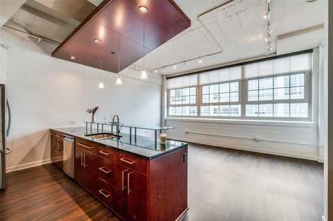 2600 W 7th Street, Fort Worth, TX 76107
