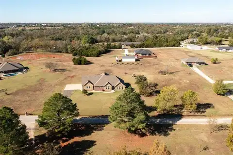 4 Raymond Road, Shawnee, OK 74801