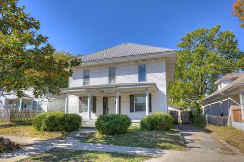 1706 S Sergeant Avenue, Joplin, MO 64803