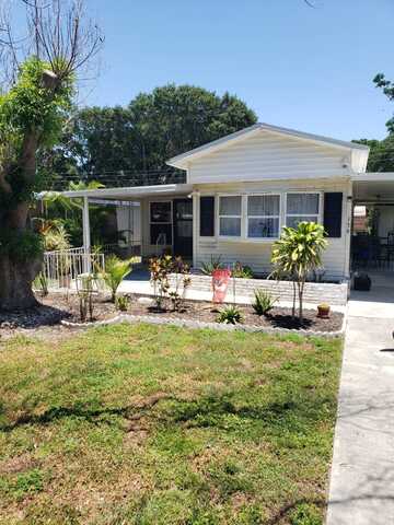 139 19th ST NW, Ruskin, FL 33570