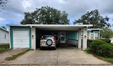 388 South Edgewater Drive, Plant City, FL 33565