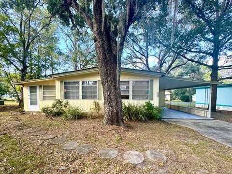 1074 Cloverleaf Circle, Brooksville, FL 34601