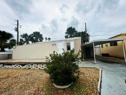 1375 Pasadena Ave. S., South Pasadena, FL 33707