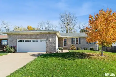 1215 16TH Street Court, Silvis, IL 61282