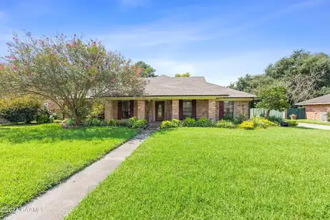 108 Kensington Drive, Lafayette, LA 70508