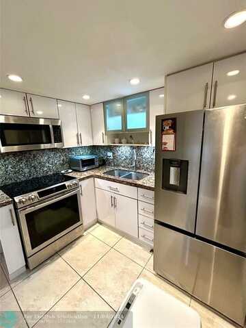 13 NE 2nd Ave, Dania Beach, FL 33004