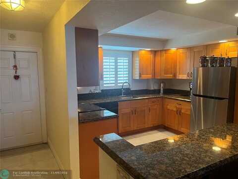 1160 Hillsboro Mile, Hillsboro Beach, FL 33062