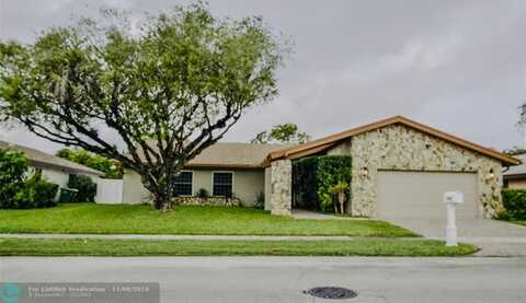 7945 NW 89th Ave, Tamarac, FL 33321