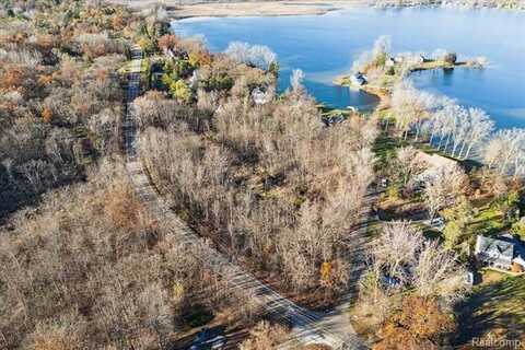 00 Cordley Lake Road, Pinckney, MI 48169