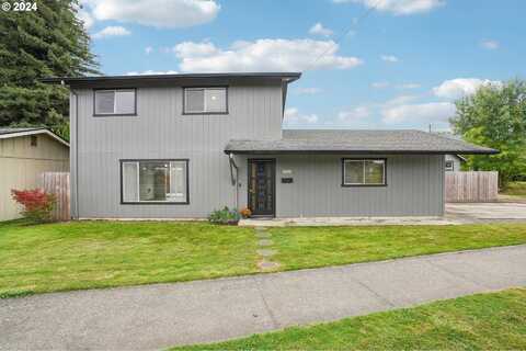 898 MILL ST, Kelso, WA 98626