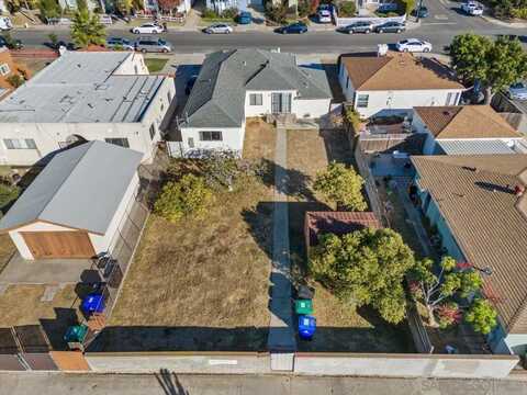 4614 Winona Ave., San Diego, CA 92115