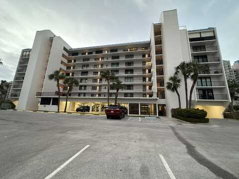 1591 Gulf Boulevard, Clearwater, FL 33767