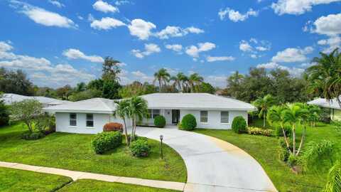 2926 SE Pine Valley Street, Port Saint Lucie, FL 34952