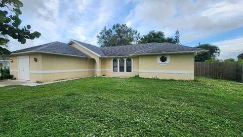 164 SW Klee Circle, Port Saint Lucie, FL 34953