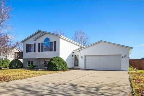 1304 5th Street NE, Waseca, MN 56093