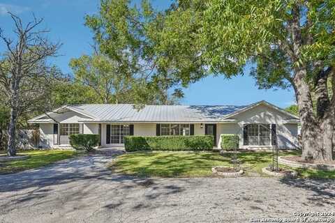 310 ROSEWOOD AVE, Boerne, TX 78006