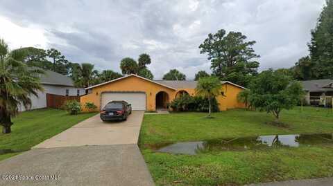 128 Crown Avenue NE, Palm Bay, FL 32907