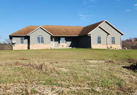 8720 W Moscow Road, Blanchardville, WI 53516