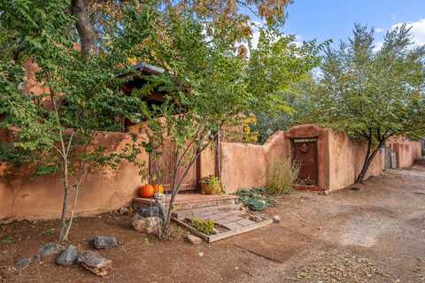 557 San Antonio Street, Santa Fe, NM 87505