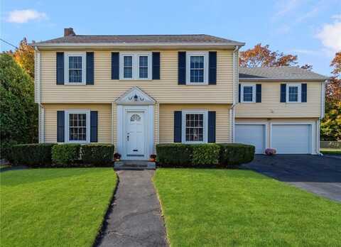 14 Fairview Avenue, Lincoln, RI 02865