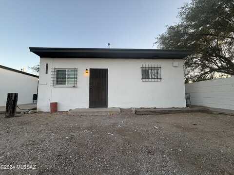 3566 E Kleindale Road, Tucson, AZ 85716