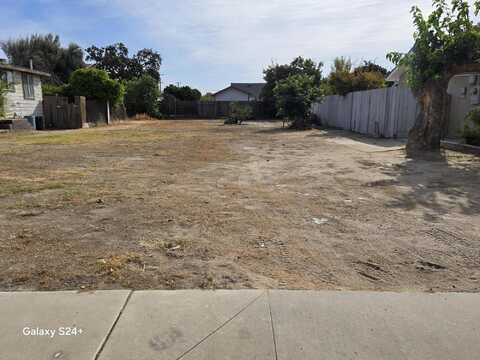 0 W Elizabeth Avenue, Reedley, CA 93654