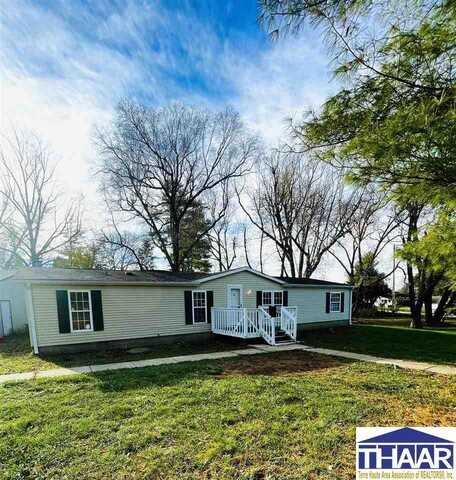 7686 E Monroe Street, Dugger, IN 47848