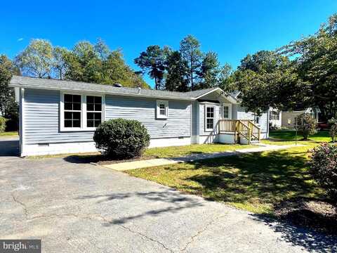 508 WAKEFIELD DRIVE, COLONIAL BEACH, VA 22443