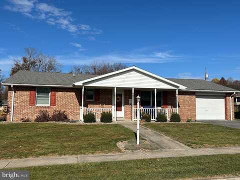 607 BOWMAN STREET, MILLERSBURG, PA 17061