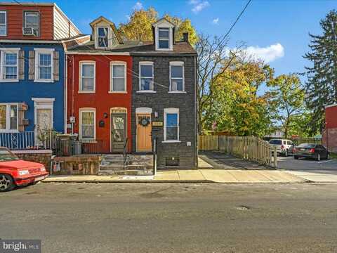 523 CHESTER STREET, LANCASTER, PA 17602