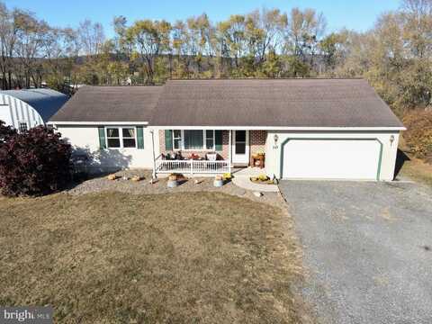 10 APPLE DRIVE, SHARTLESVILLE, PA 19554