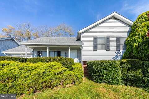 255 FULTON AVENUE, CHARLES TOWN, WV 25414