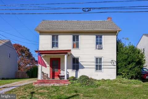 320 RACE STREET, BAINBRIDGE, PA 17502