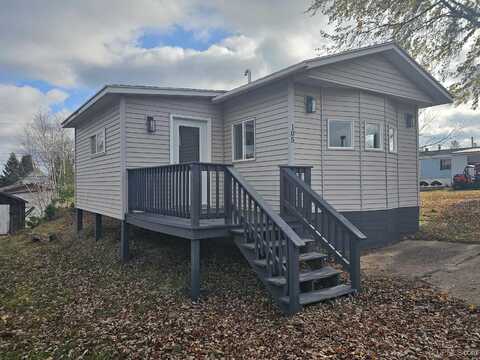 105 Queen, Negaunee, MI 49866