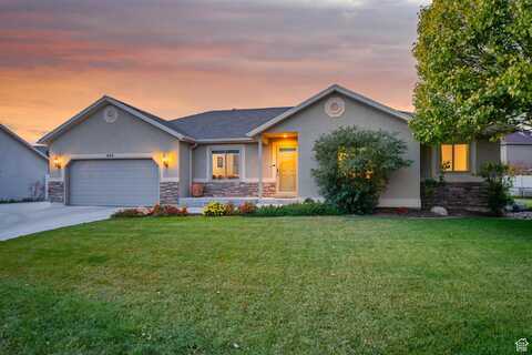 643 N FOX W, Saratoga Springs, UT 84045