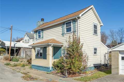 245 Wallace Ave, Leechburg, PA 15656