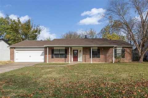 402 SW 11th ST, Bentonville, AR 72712