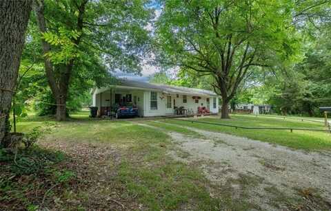 1806 N C ST, Rogers, AR 72756