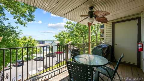 15 Waterfall Circle, Lake Ozark, MO 65049