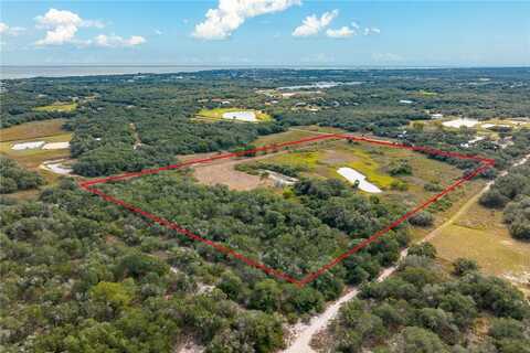 2301 Prairie Road, Rockport, TX 78382