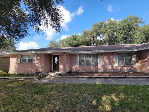 425 Retama Avenue, Taft, TX 78390