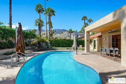 2445 E Santa Ynez Way, Palm Springs, CA 92264