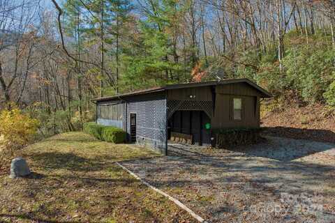 74 Pats Lane, Brevard, NC 28712