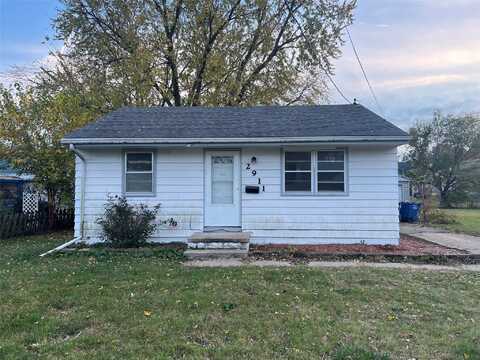 2911 Dubuque Avenue, Des Moines, IA 50317