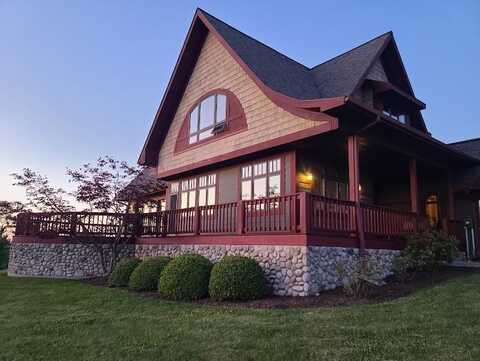 10921 Caton Crest, Corning, NY 14830