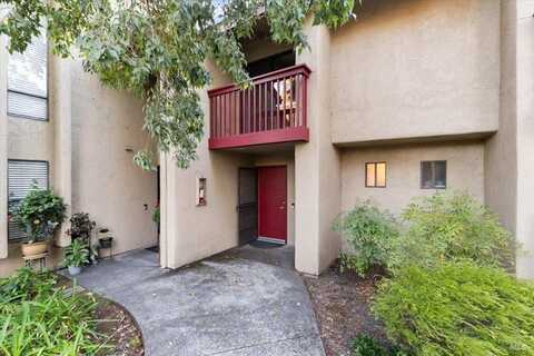 44 Redwood Court, Santa Rosa, CA 95409