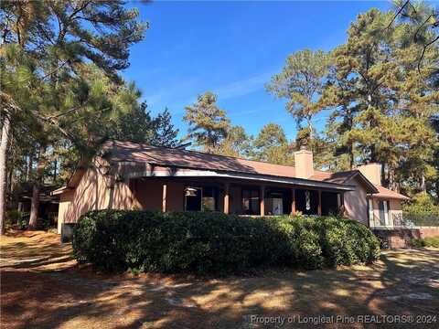 6739 Irongate Drive, Fayetteville, NC 28306