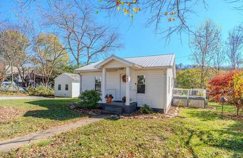 105 Hillside St, Franklin, NC 28734