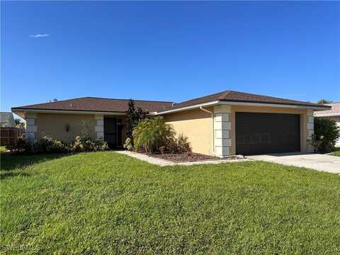 9715 Foxglove Circle, Fort Myers, FL 33919